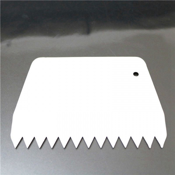 Кондитерский скребок фигурный Зубчики